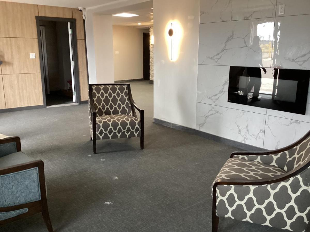 Bethel Hotel Elk Point Eksteriør billede